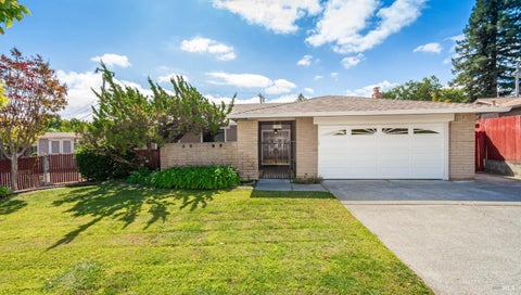 Photo of 3511 Sandybrook Lane, Napa, CA 94558 (MLS # 326079136)