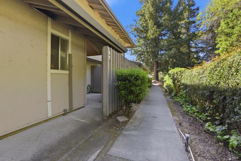 Photo of 67 Roundtree Boulevard, San Rafael, CA 94903 (MLS # 326014846)
