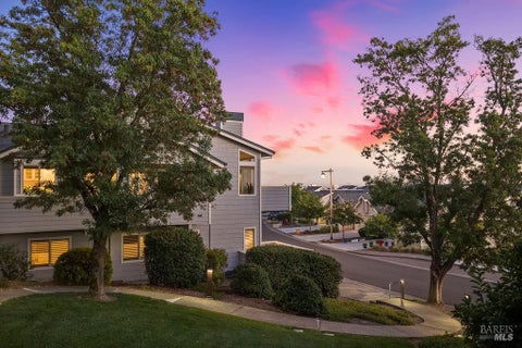 Photo of 2123 Stonefield Lane, Santa Rosa, CA 95403 (MLS # 326076122)