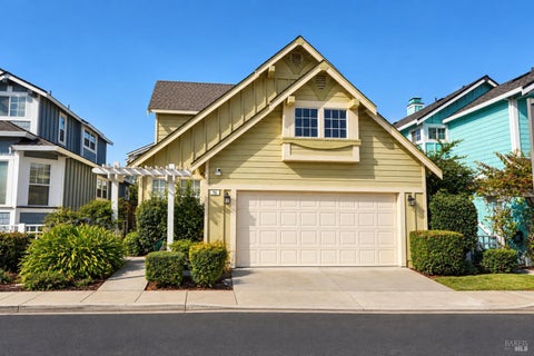Photo of 70 Narragansett Court, Vallejo, CA 94591 (MLS # 326072583)