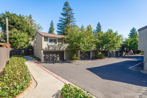 Photo of 1184 Walnut Street, Napa, CA 94559 (MLS # 326084562)