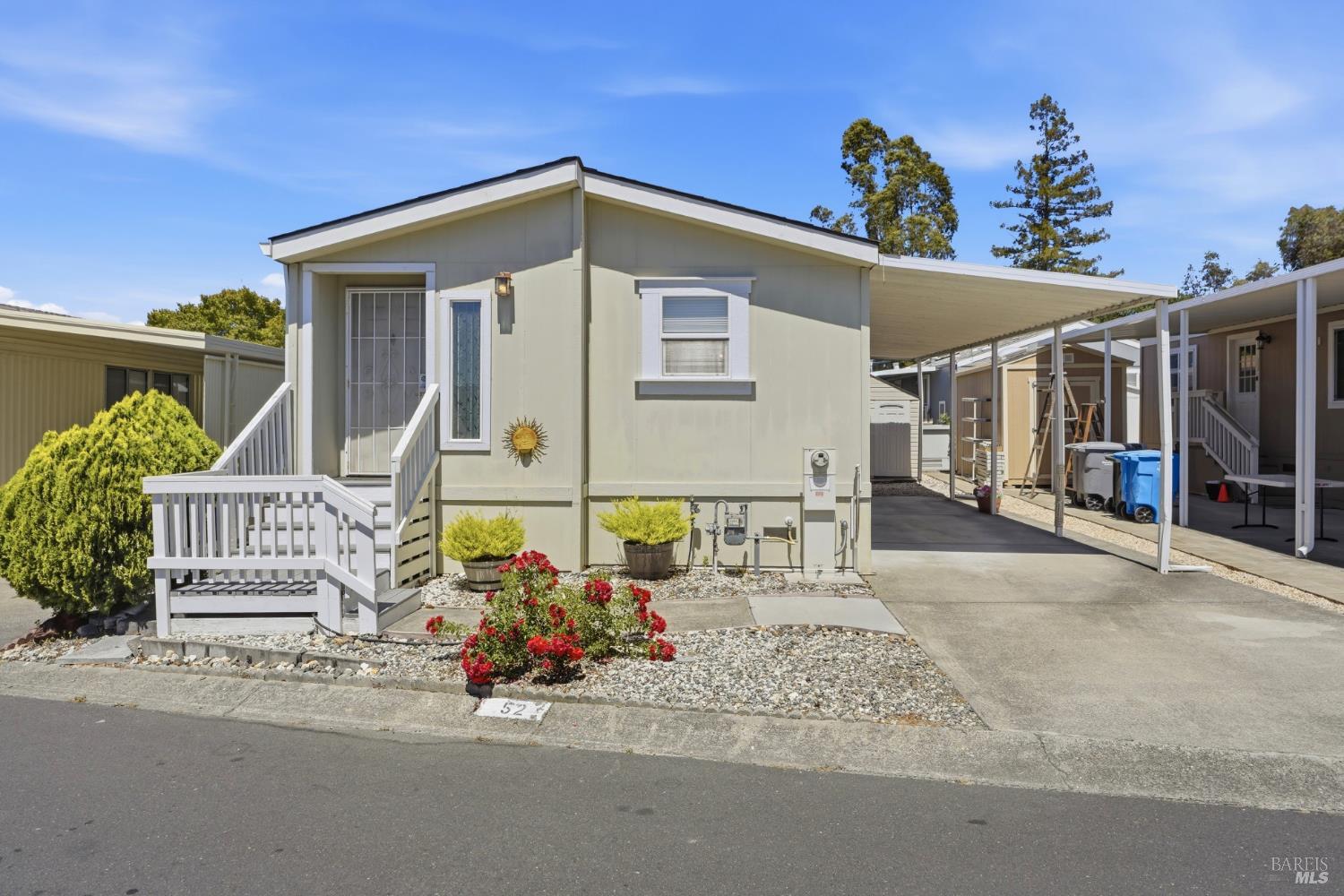 52 Oriole Way, Santa Rosa, CA 95409