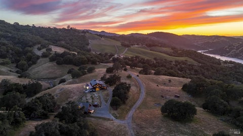 Photo of 13451 Rockpile Road, Healdsburg, CA 95448 (MLS # 326054898)