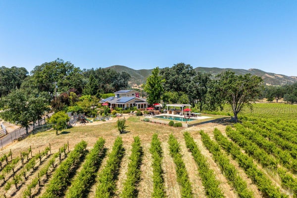5615 HIGHLAND SPRINGS RD, LAKEPORT, CA 95453 - Image 3b5f610aad73ea785a6a36dcfd5ca8ea/792555461