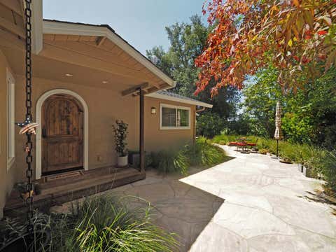 Photo of 22549 River Road, Geyserville, CA 95441 (MLS # 326043225)