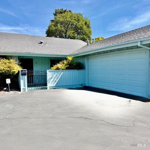 Photo of 12 Glengreen Street, Santa Rosa, CA 95409 (MLS # 326024679)