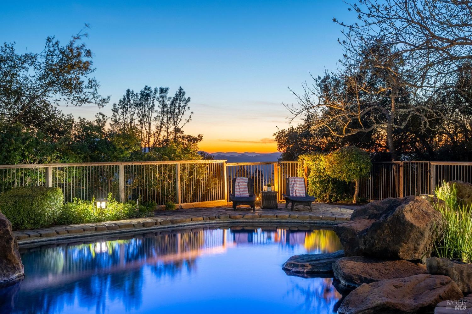 568 Sunset Drive