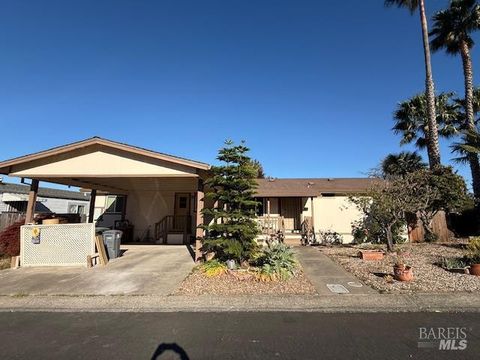 Photo of 150 Granite Court, Vallejo, CA 94589 (MLS # 326024113)