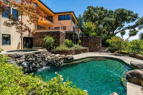 Photo of 1910 Ridgeview Lane, Saint Helena, CA 94574 (MLS # 326049832)