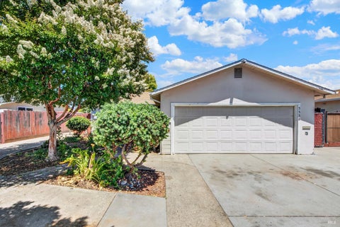 Photo of 3338 Linda Vista Avenue, Napa, CA 94558 (MLS # 326056373)