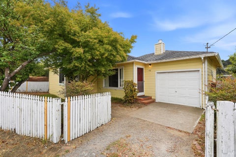 Photo of 40 S Knoll Road, Mill Valley, CA 94941 (MLS # 326068814)