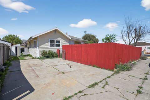 Photo of 1565 Timothy Drive, San Leandro, CA 94577 (MLS # 326024597)