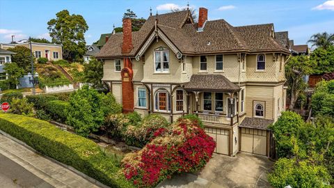 Photo of 705 Georgia Street, Vallejo, CA 94590 (MLS # 326029323)