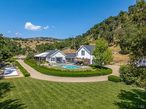 Photo of 5310 Silverado Trail, Napa, CA 94558 (MLS # 326026529)