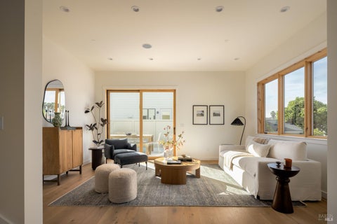 Photo of 709 C Street #2, San Rafael, CA 94901 (MLS # 326021916)