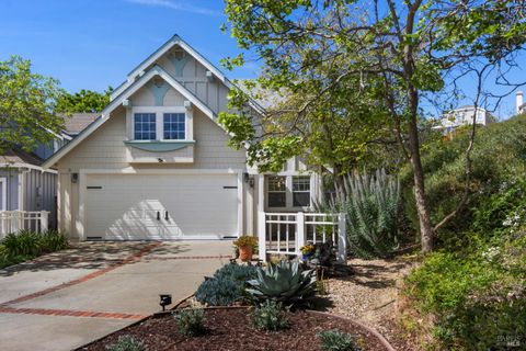 Photo of 70 Marina Ridge Court, Vallejo, CA 94591 (MLS # 326025208)