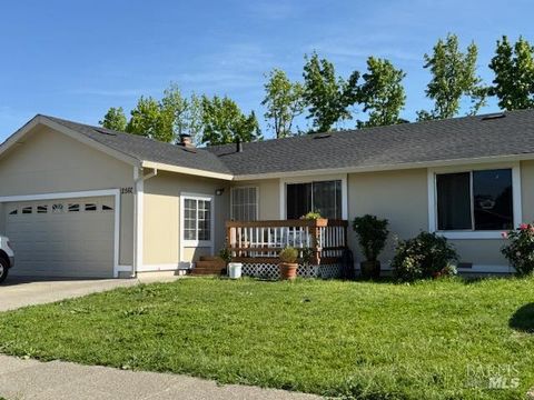 Photo of 2560 Campbell Drive, Santa Rosa, CA 95407 (MLS # 326040669)