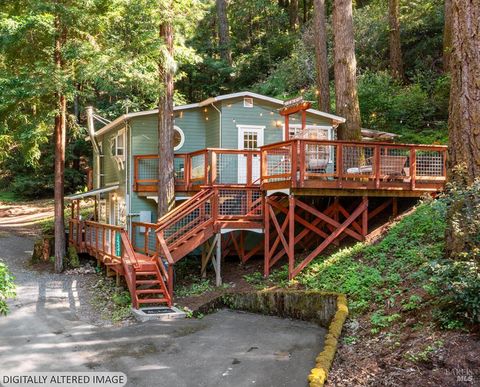 Photo of 15341 Glandy Glen, Guerneville, CA 95446 (MLS # 326037126)