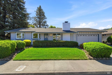 Photo of 321 Mockingbird Circle, Santa Rosa, CA 95409 (MLS # 326074130)