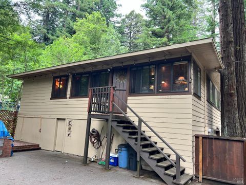 Photo of 14480 Old Cazadero Road, Guerneville, CA 95446 (MLS # 326054757)