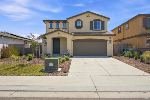 Photo of 585 Shefford Drive, Vacaville, CA 95687 (MLS # 326079418)
