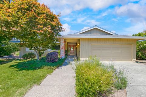 Photo of 477 Meadowgreen Drive, Santa Rosa, CA 95409 (MLS # 326044389)