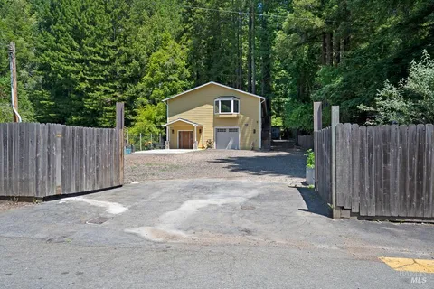 MLS: 326028762