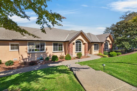 Photo of 6347 Meadowridge Drive, Santa Rosa, CA 95409 (MLS # 326080535)