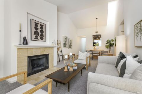 Photo of 137 Koch Road, Corte Madera, CA 94925 (MLS # 326024218)