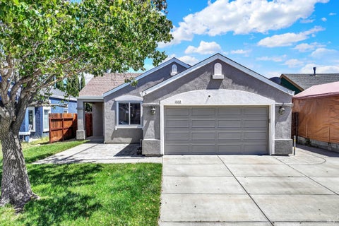 Photo of 512 Vierra Street, Rio Vista, CA 94571 (MLS # 326047203)