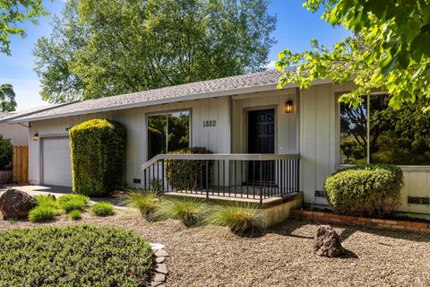 Photo of 1882 Mulberry Street, Yountville, CA 94599 (MLS # 326030907)