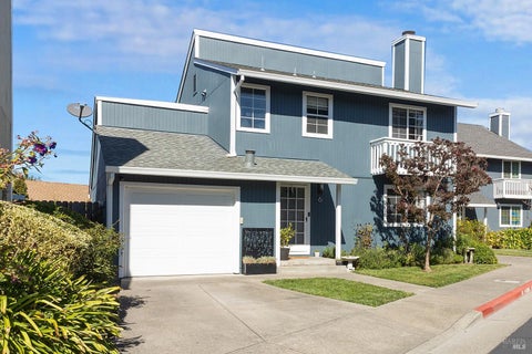 Photo of 6 Ryan Lane, Cotati, CA 94931 (MLS # 326085810)