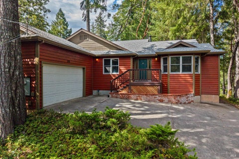 Photo of 1211 Maize Way, Willits, CA 95490 (MLS # 326044915)
