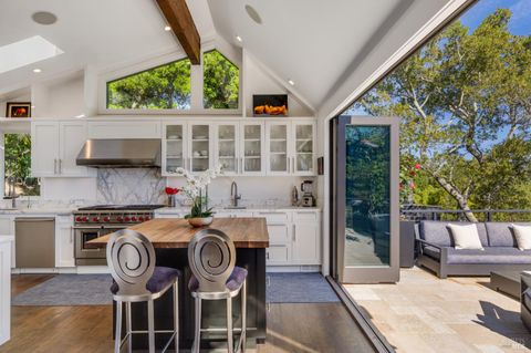 Photo of 138 Madrona Avenue, Belvedere, CA 94920 (MLS # 326024894)