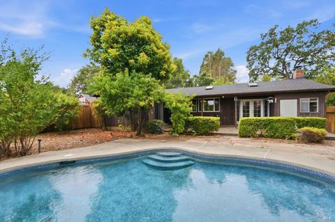 Photo of 19229 Orange Avenue, Sonoma, CA 95476 (MLS # 326046203)