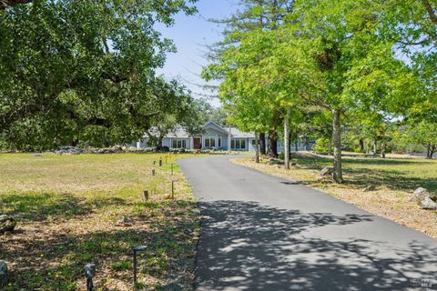 Photo of 4665 Upper Ridge Road, Santa Rosa, CA 95404 (MLS # 326043517)