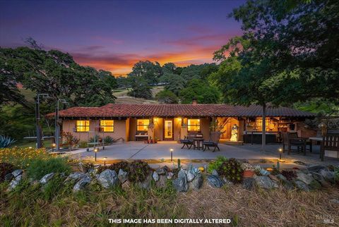 Photo of 27650 River Road, Cloverdale, CA 95425 (MLS # 326034362)