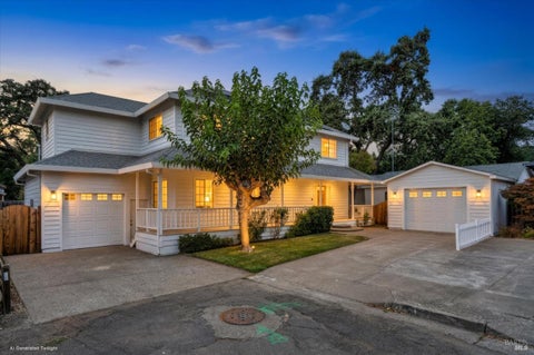 Photo of 17503 Johnson Avenue, Sonoma, CA 95476 (MLS # 326068178)