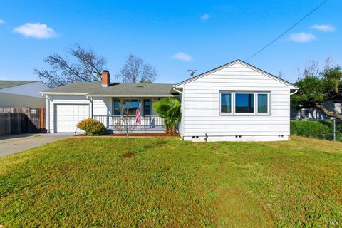 Photo of 891 Rosewood Avenue, Vallejo, CA 94591 (MLS # 326025047)