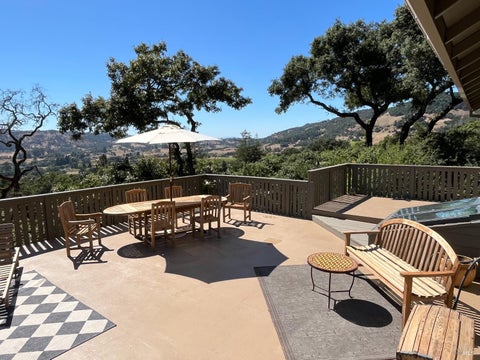 Photo of 5286 Joaquin Drive, Santa Rosa, CA 95409 (MLS # 326056102)