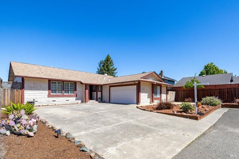 Photo of 1029 Ely Boulevard S, Petaluma, CA 94954 (MLS # 326045634)