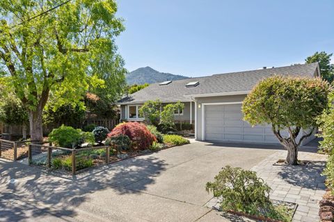 Photo of 85 Berens Drive, Kentfield, CA 94904 (MLS # 326020550)