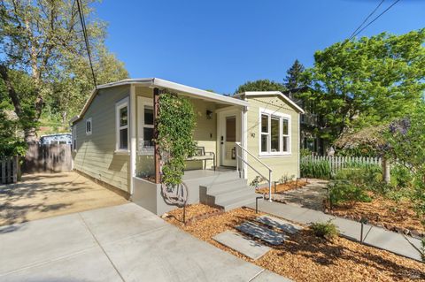 Photo of 142 Dominga Avenue, Fairfax, CA 94930 (MLS # 326024209)