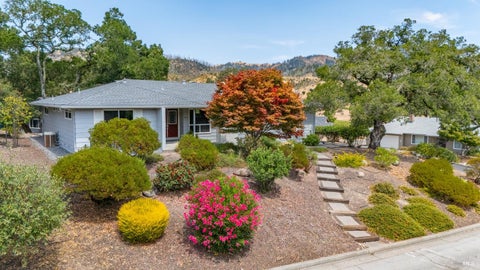 Photo of 6463 Meadowridge Drive, Santa Rosa, CA 95409 (MLS # 326070205)