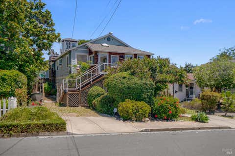 Photo of 865 W I Street, Benicia, CA 94510 (MLS # 326048609)