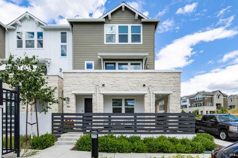 Photo of 401 Semillon Lane, Santa Rosa, CA 95403 (MLS # 326047201)