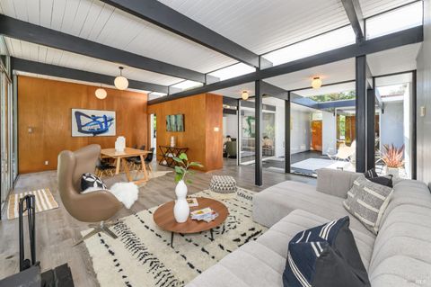 Photo of 27 Sao Augustine Way, San Rafael, CA 94903 (MLS # 326033714)