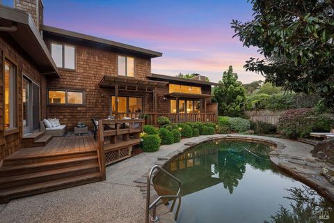 Photo of 42 Underhill Road, Mill Valley, CA 94941 (MLS # 326025264)