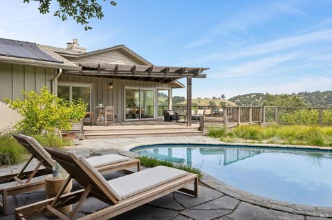 Photo of 125 Stuyvesant Drive, San Anselmo, CA 94960 (MLS # 326036516)