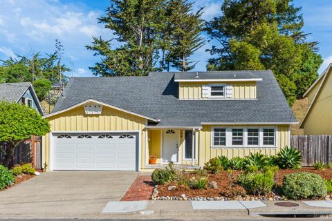 Photo of 66 Sonora Way, Corte Madera, CA 94925 (MLS # 326027979)